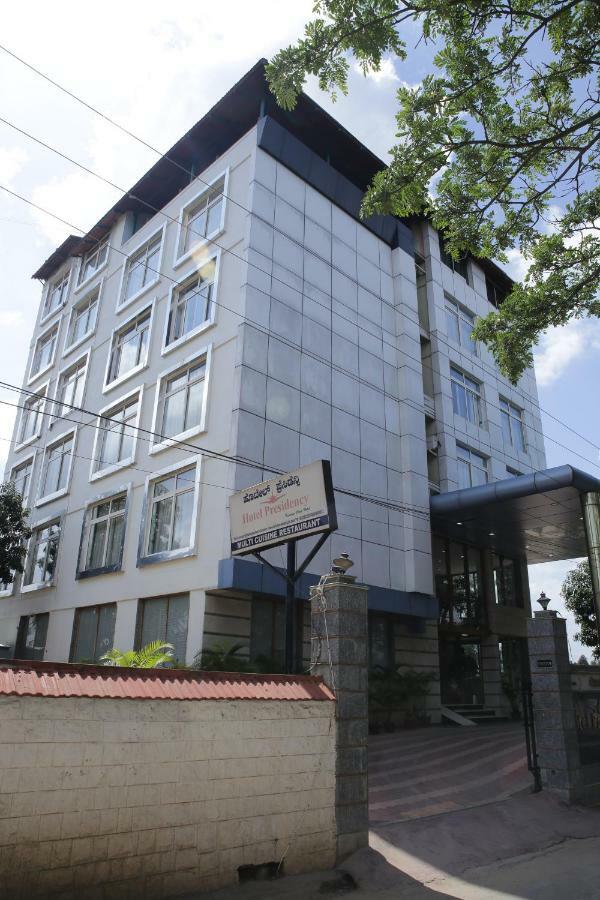 Hotel Presidency Kempegowda International Airport Bangalore Exterior foto